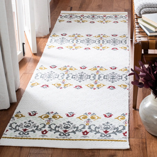 Safavieh Cedar Brook 2'-3" x 8'-0" Rug in Ivory / Grey