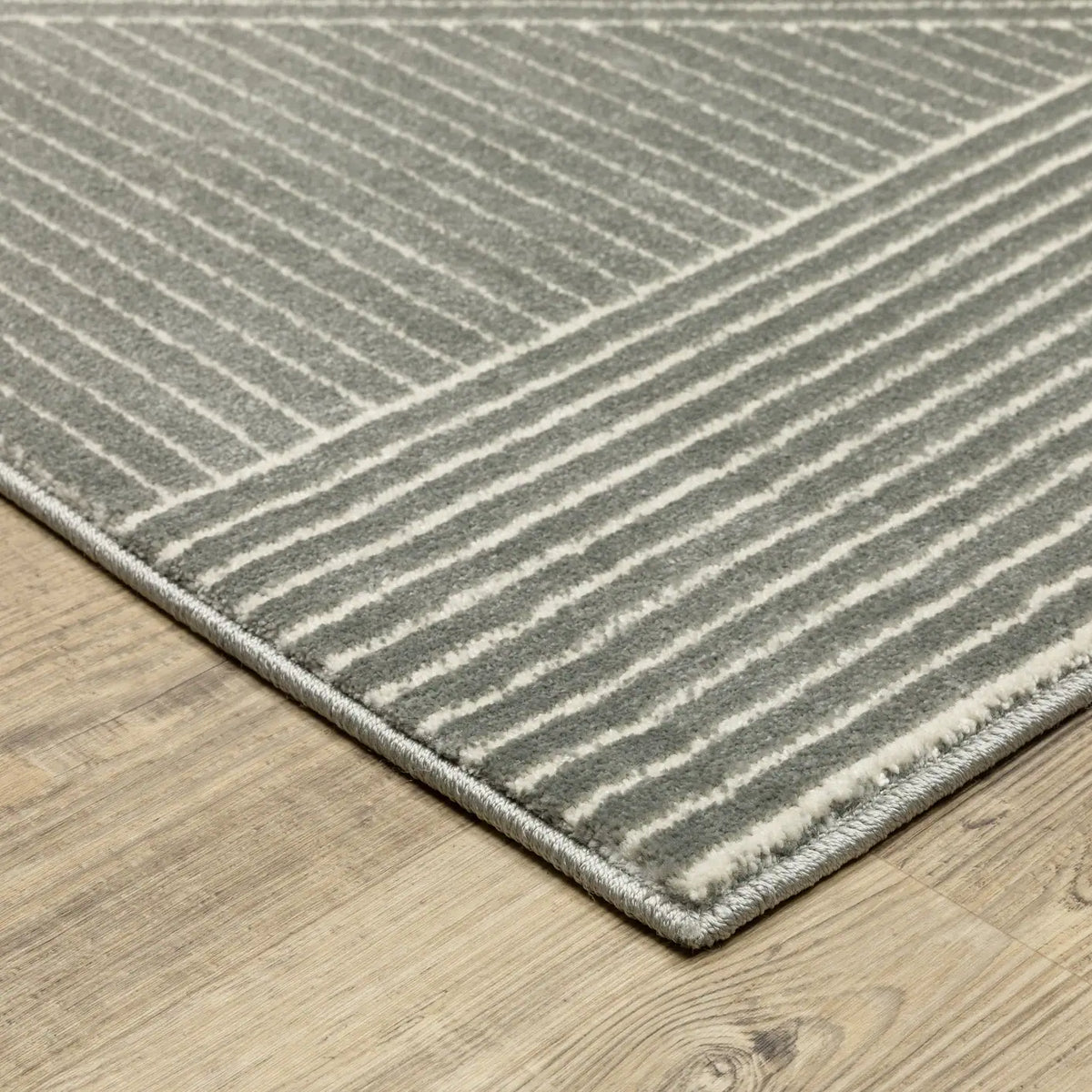Oriental Weavers Sphinx Raylan Ray08 Grey/ Ivory Rug - corner detail