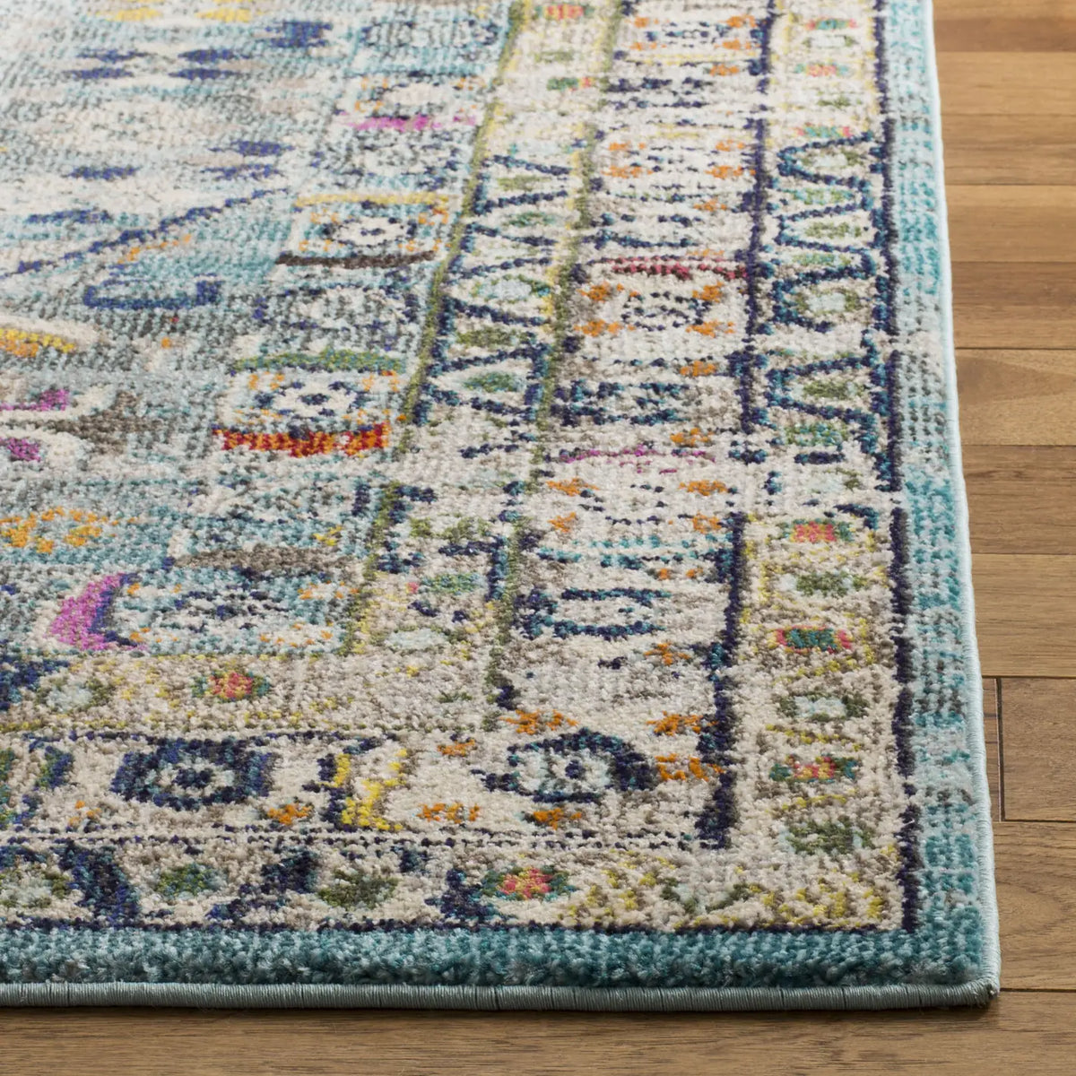 Safavieh Monaco 5'-1" x 7'-7" Rug in Blue / Light Grey