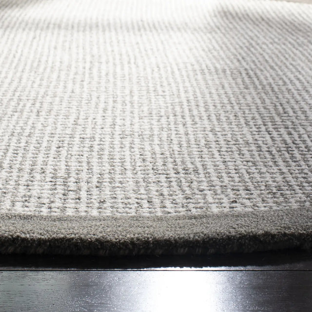 Safavieh Abstract 6'-0" x 6'-0" Rug in Sage / Ivory