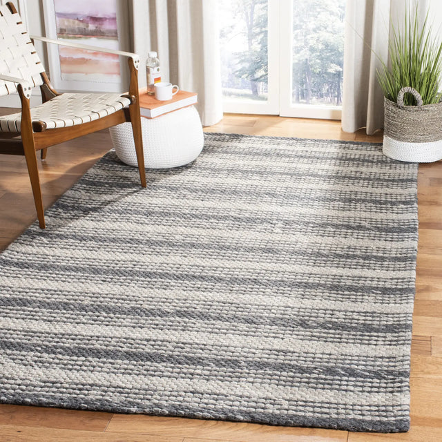 Safavieh Marbella 4'-0" x 6'-0" Rug in Grey / Chocolate