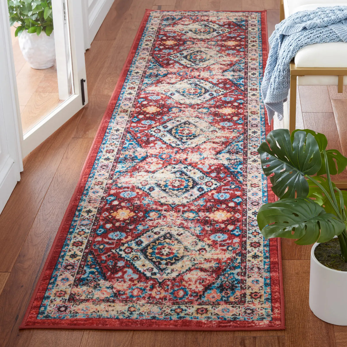 Safavieh Riviera 2'-2" x 9'-0" Rug in Red / Blue