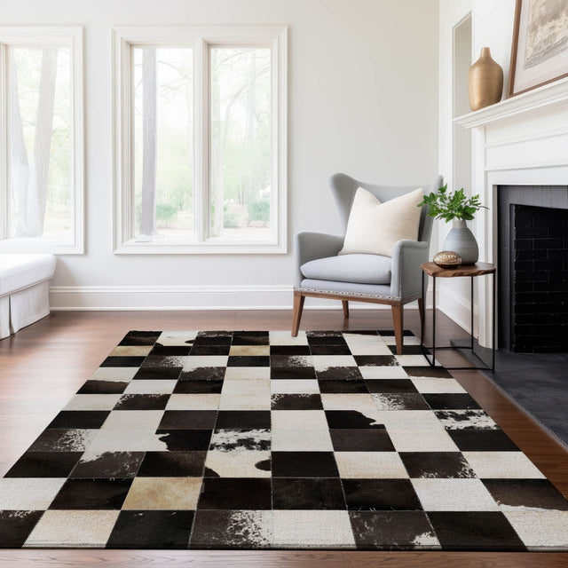 Dalyn Bozeman BM10 Black Rug shown in a room