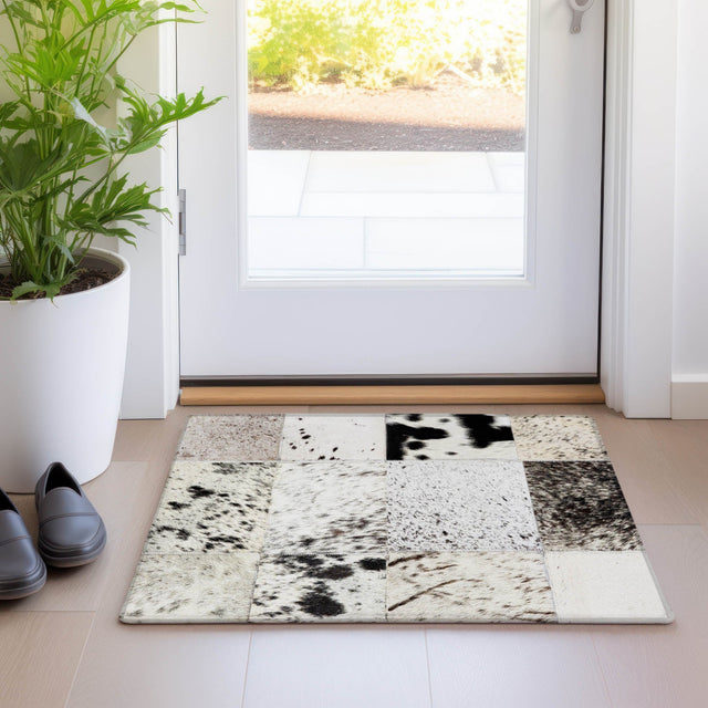 Dalyn Bozeman BM10 Cream Rug shown in a room