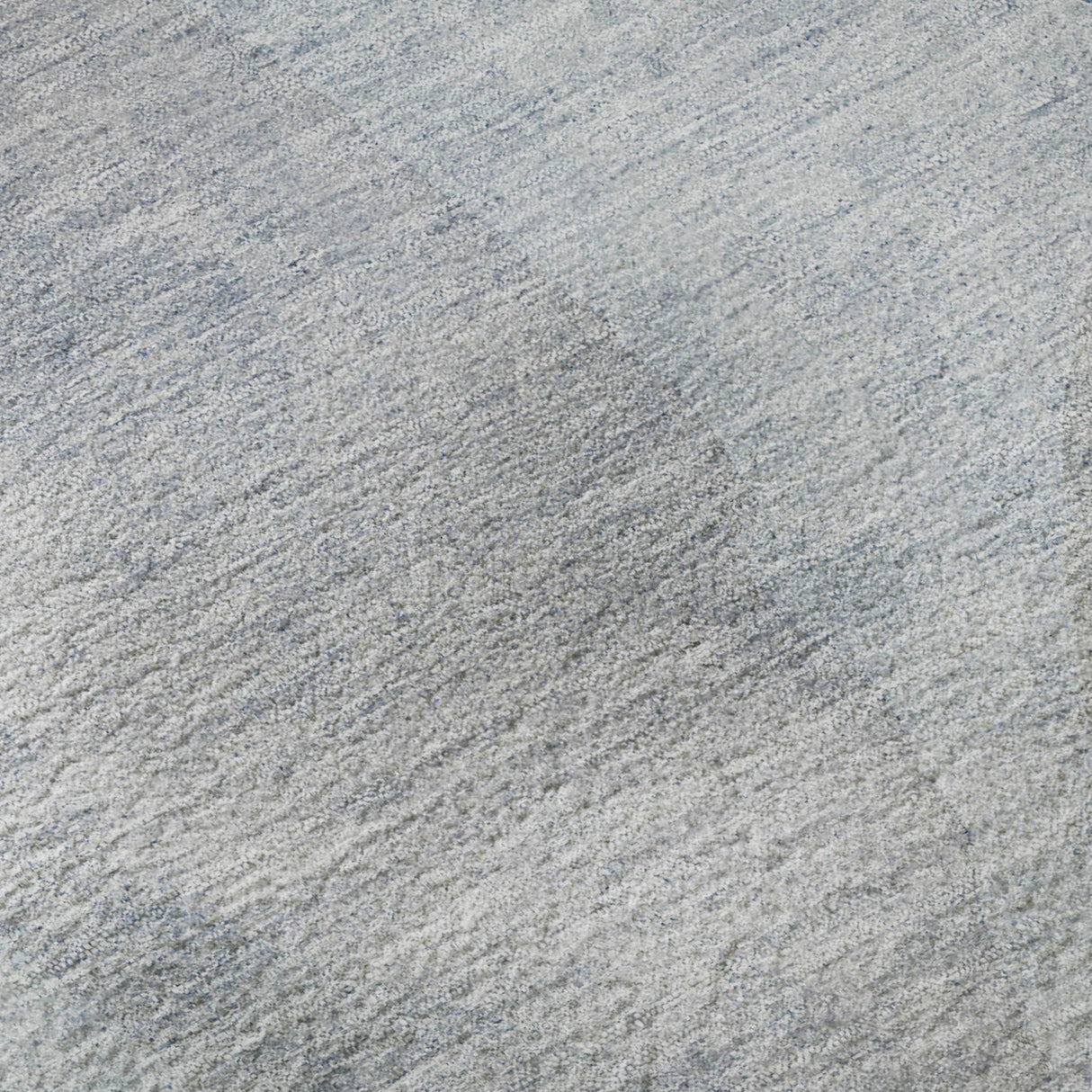Dalyn Ravenna RN12 Sky Rug color swatch