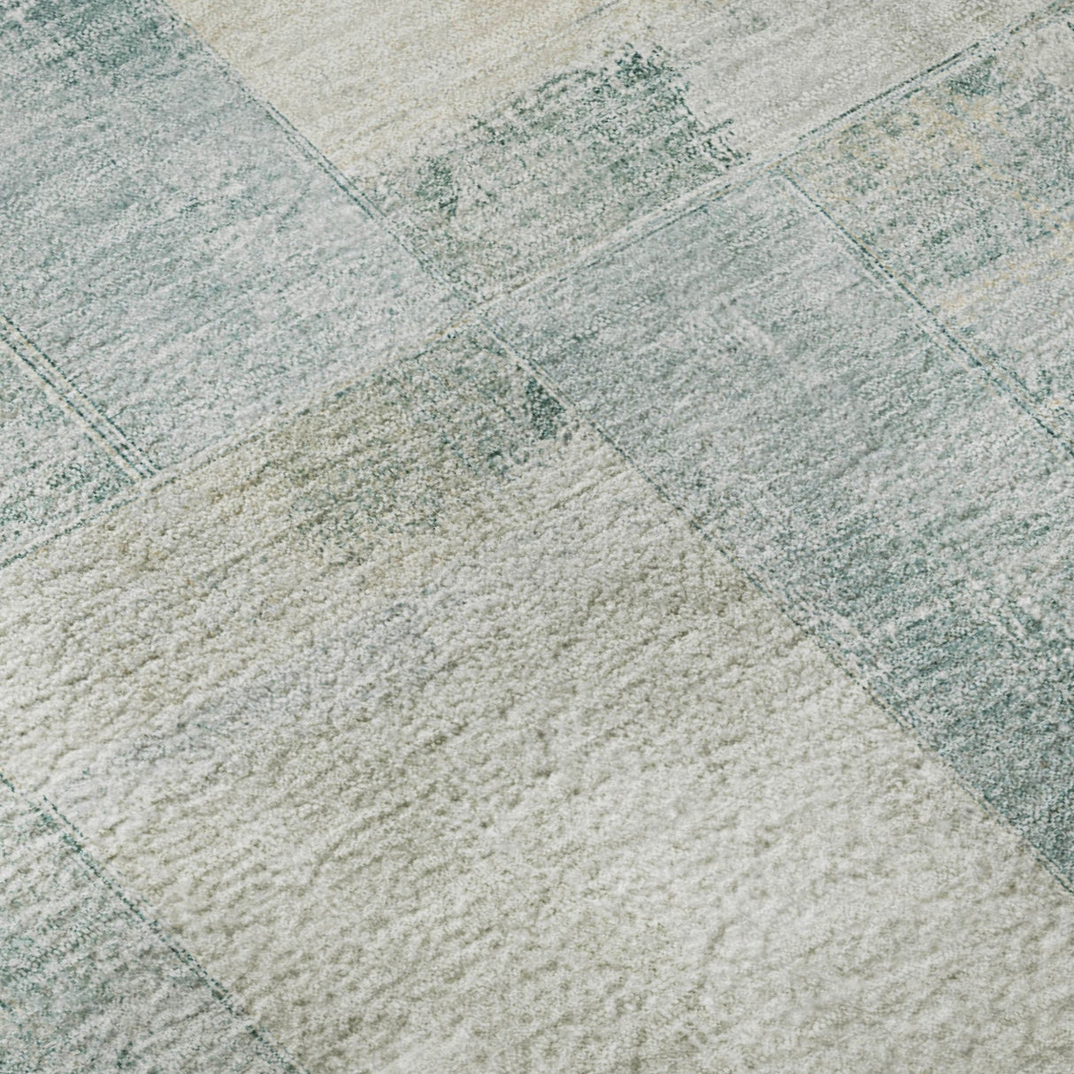 Dalyn Ravenna RN4 Seafoam Rug color swatch