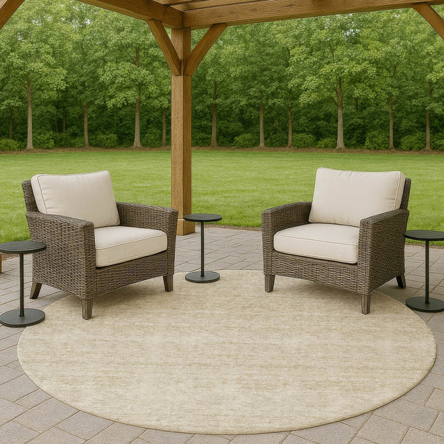 Dalyn Soft Essentials SE1 Beige Rug outdoor lifestyle image