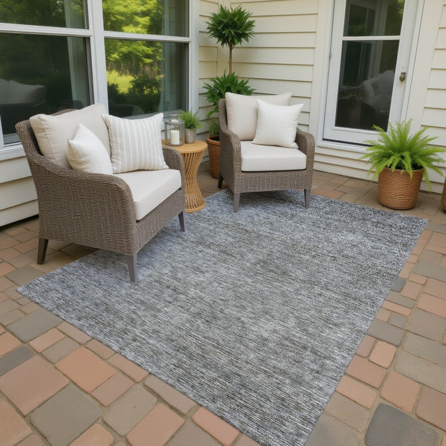 Dalyn Soft Essentials SE1 Gray Rug outdoor lifestyle image