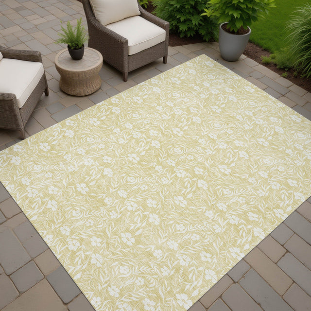 Dalyn Soft Essentials SE4 Wheat Rug outdoor lifestyle image