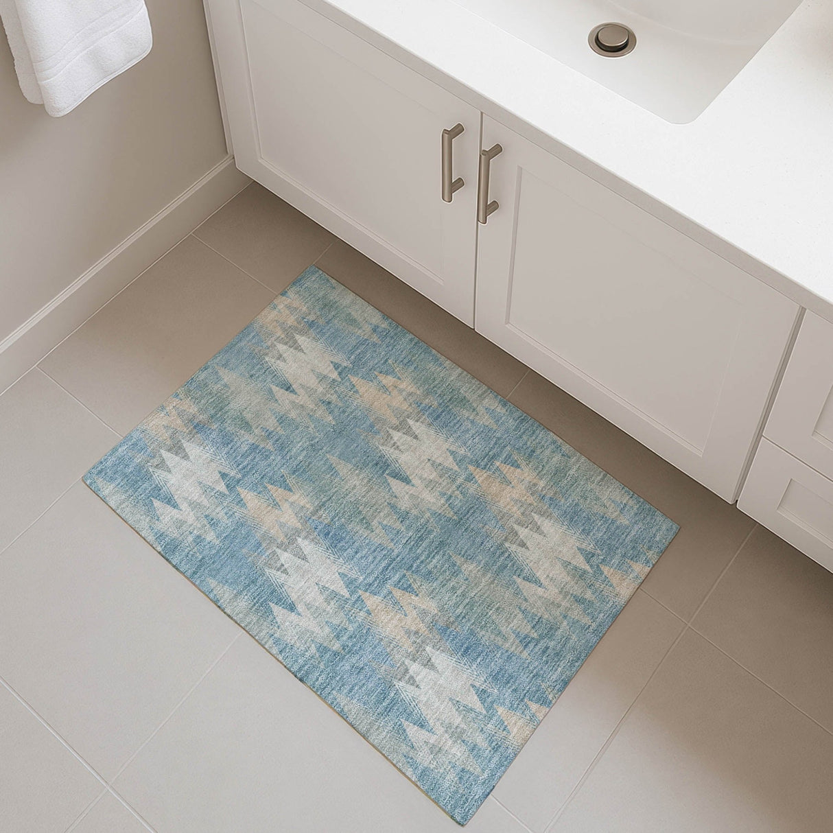 Dalyn Soft Essentials SE5 Teal Rug shown in a room