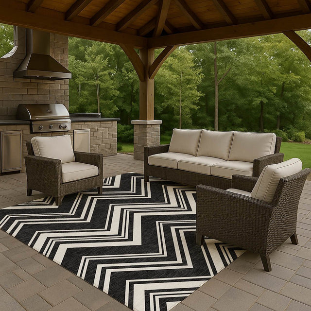 Dalyn The Reserve TR17 Black Rug outdoor lifestyle image