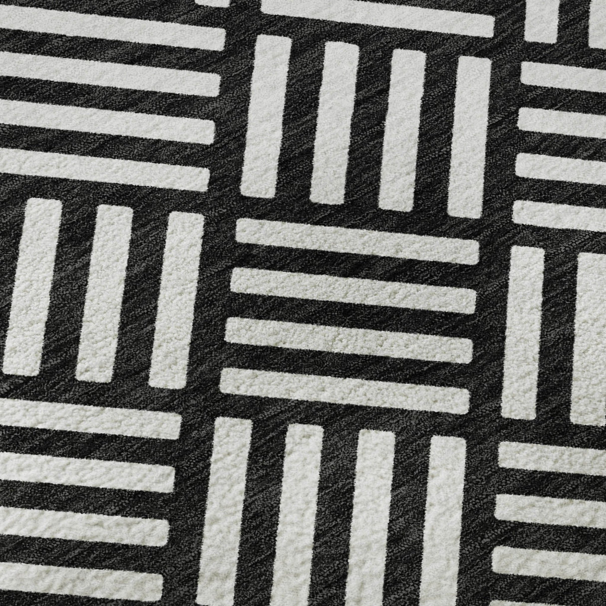 Dalyn The Reserve TR3 Black Rug color swatch