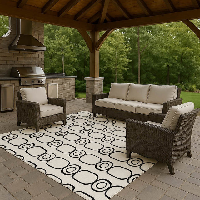 Dalyn The Reserve TR6 Ivory Rug outdoor lifestyle image