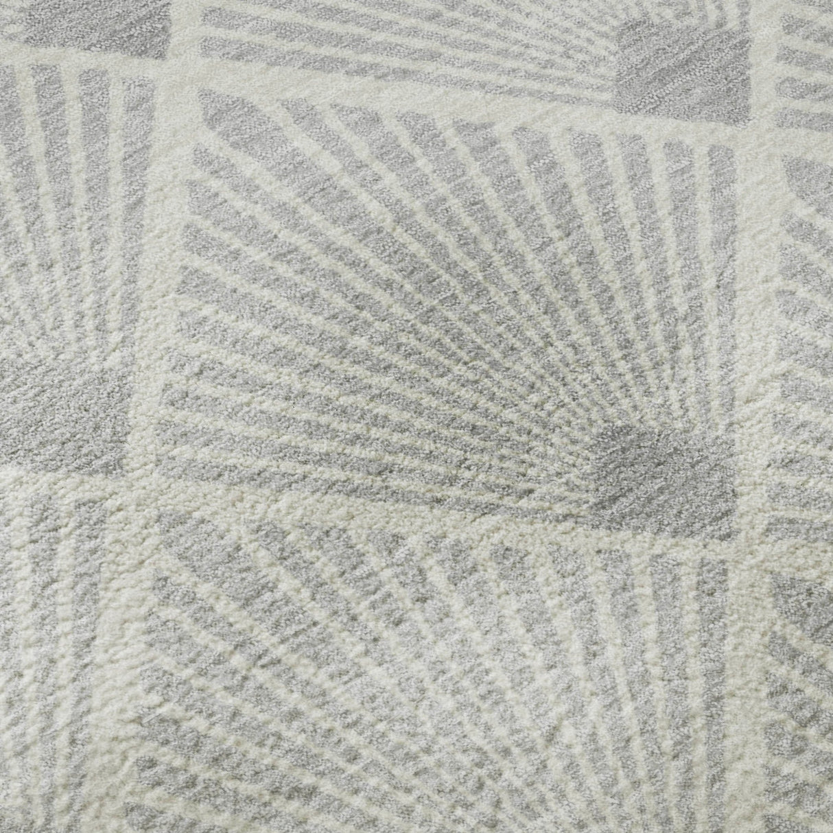 Dalyn The Reserve TR9 Silver Rug color swatch
