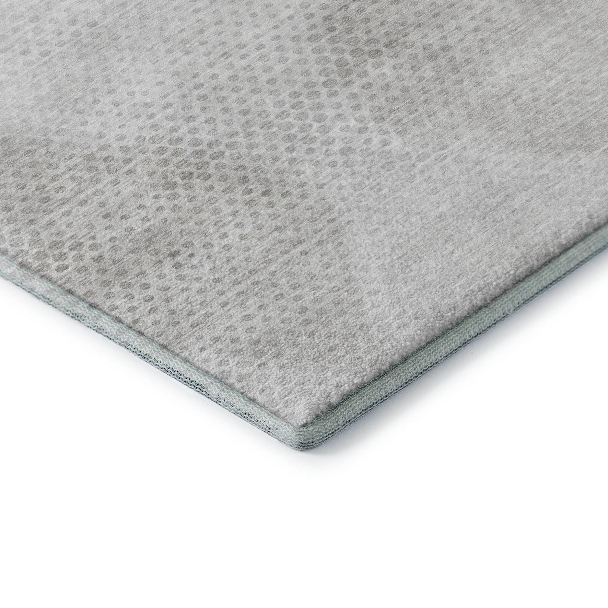 Dalyn Trevi TV4 Ivory Rug corner detail