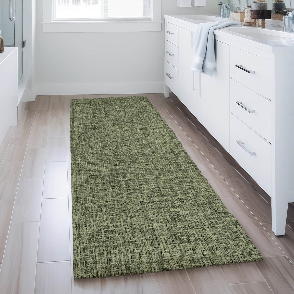 Dalyn Voyage VY1 Transitional Machine Made Olive Rug