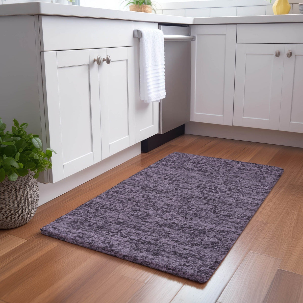 Dalyn Voyage VY2 Transitional Machine Made Plum Rug