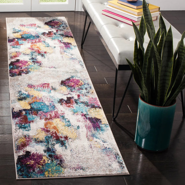 Safavieh Aria 2'-0" x 8'-0" Rug in Grey / Wine