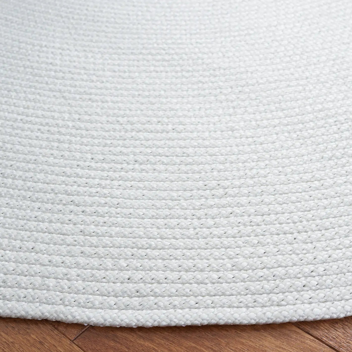 Safavieh Braided 5'-0" x 5'-0" Rug in White