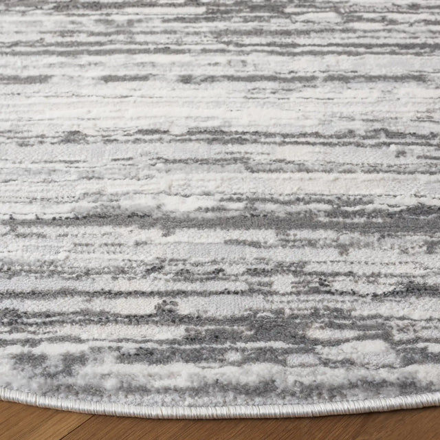 Safavieh Hanna 6'-7" x 6'-7" Rug in Grey / Ivory