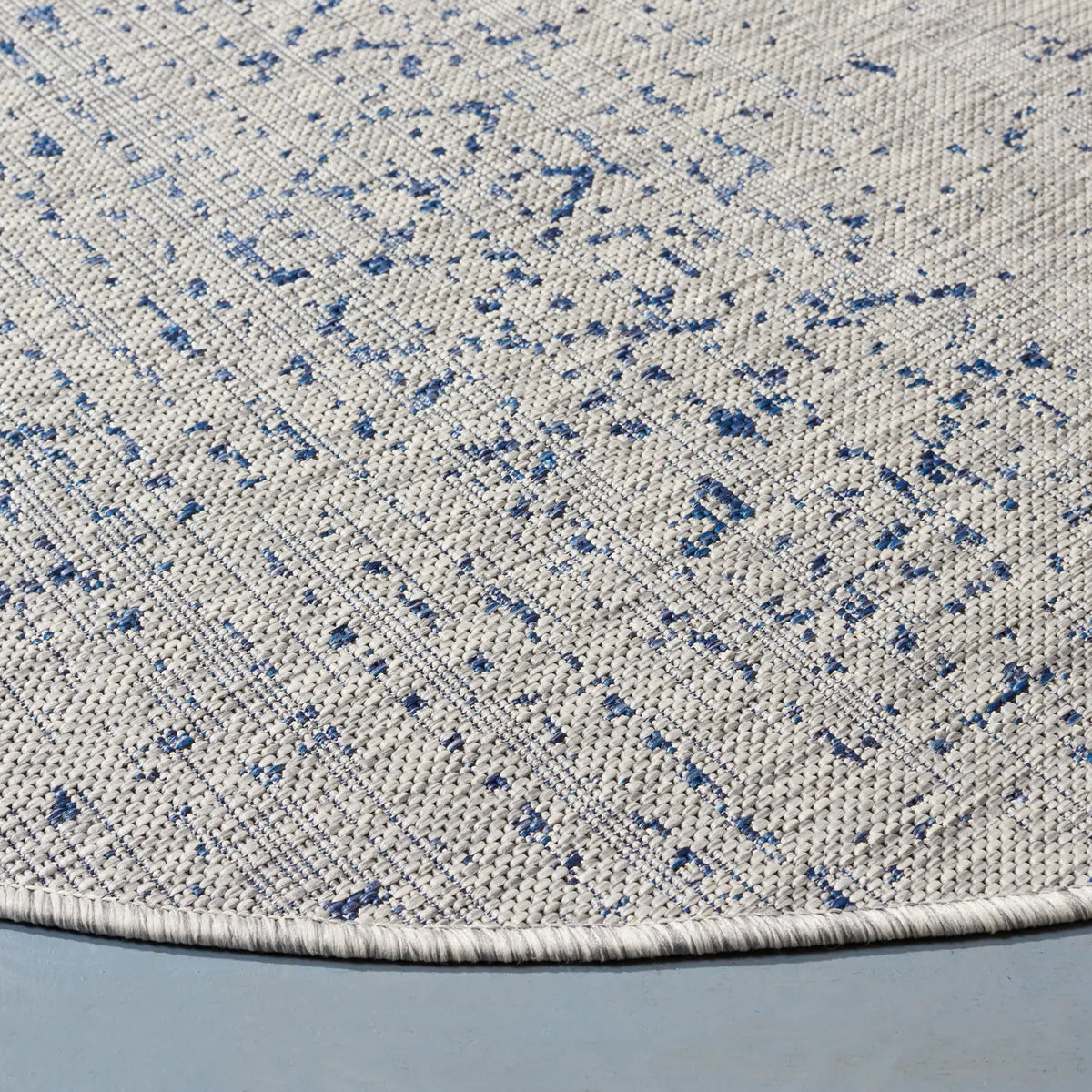 Safavieh Courtyard 6'-7" x 6'-7" Rug in Grey / Navy