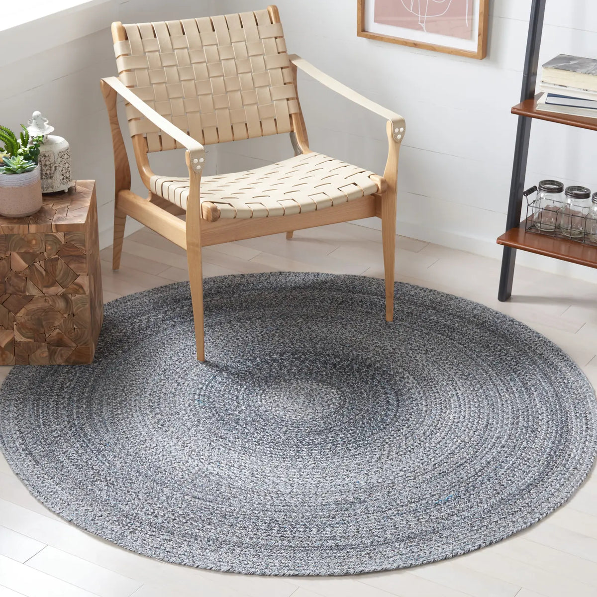 Safavieh Braided 5'-0" x 5'-0" Rug in Dark Grey / Light Blue