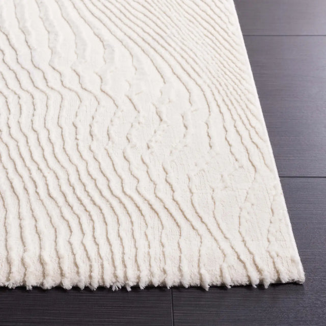 Safavieh Revive 4'-0" x 6'-0" Rug in Ivory