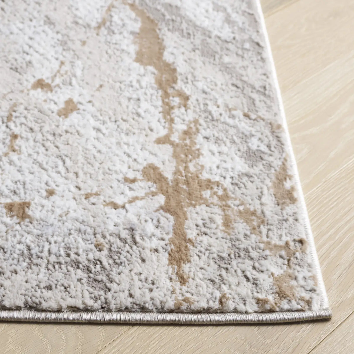 Safavieh Parker 4'-0" x 6'-0" Rug in Taupe / Grey Gold