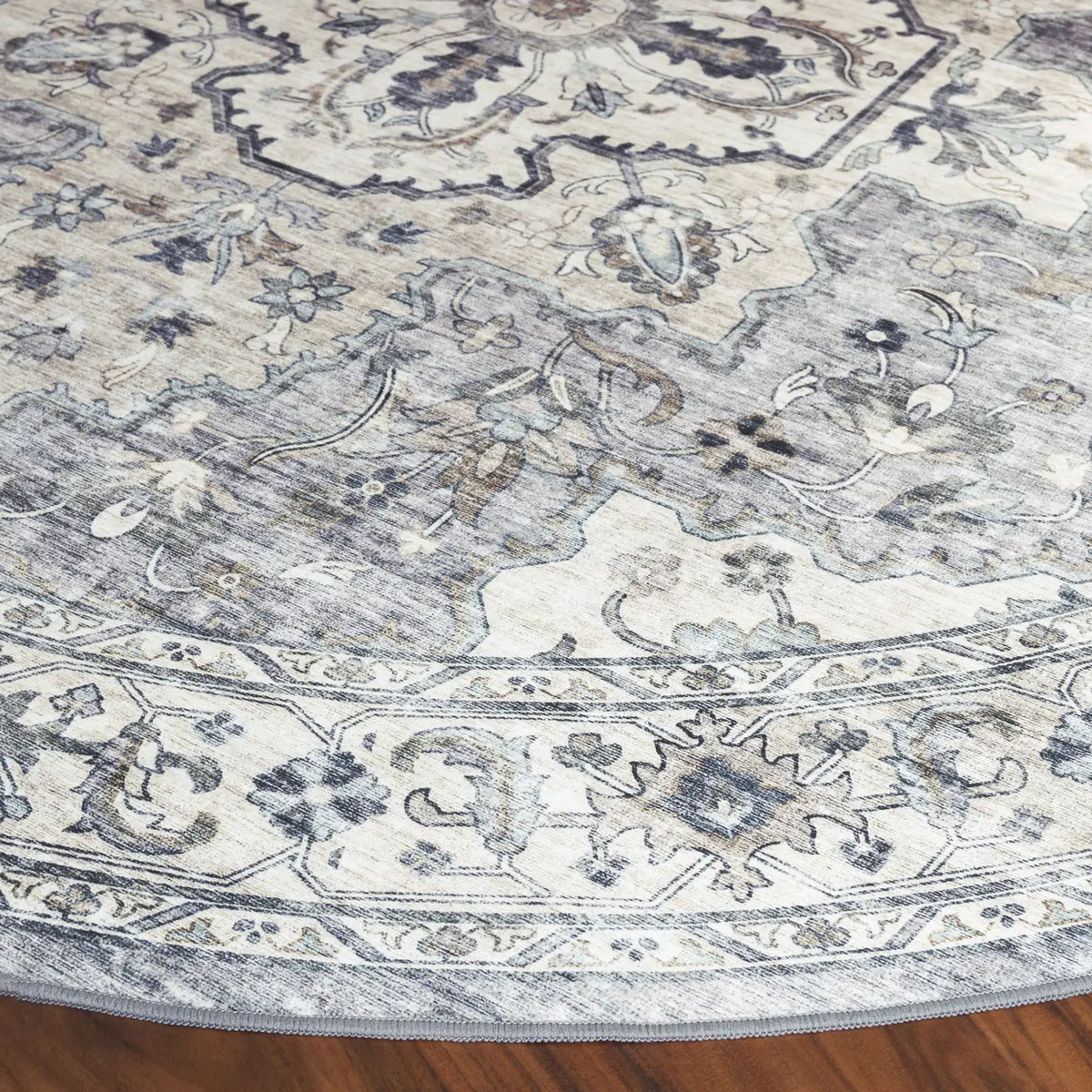 Safavieh Arizona 6'-0" x 6'-0" Rug in Light Grey / Beige