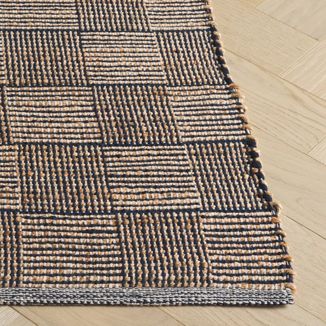 Safavieh Organica 4'-0" x 6'-0" Rug in Natural / Navy