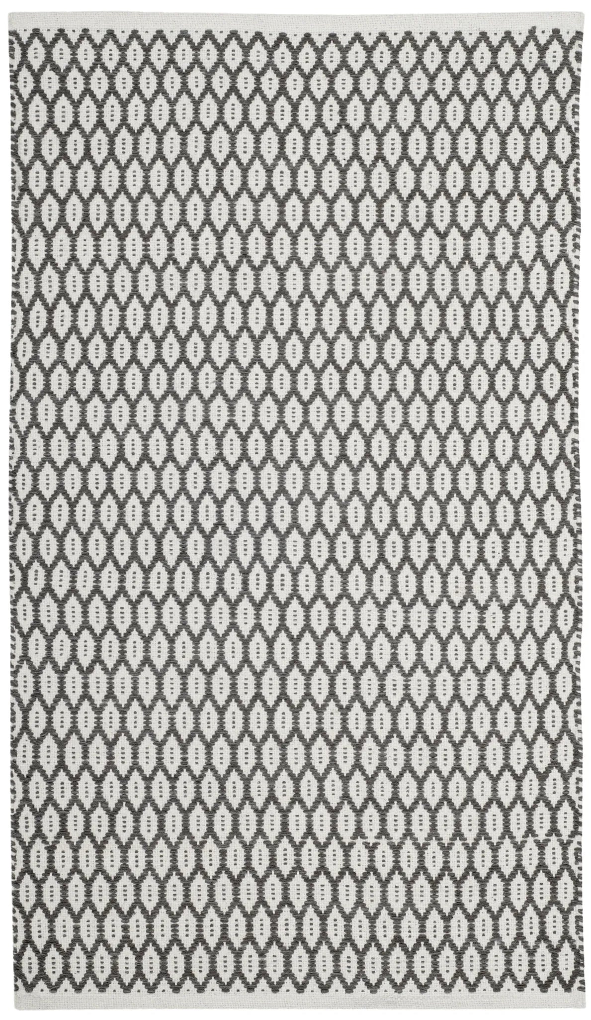 Safavieh Montauk 2'-3" x 3'-9" Rug in Charcoal / Ivory