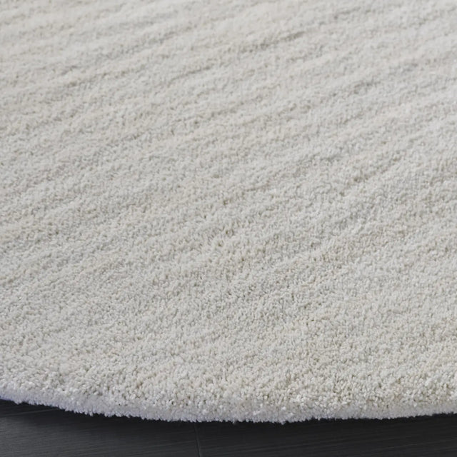 Safavieh Carmine 6'-0" x 6'-0" Rug in Ivory