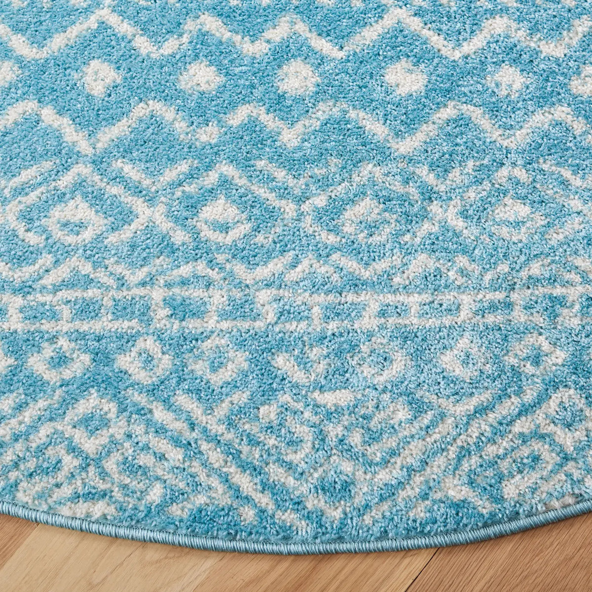 Safavieh Tulum 6'-7" x 6'-7" Rug in Turquoise / Ivory