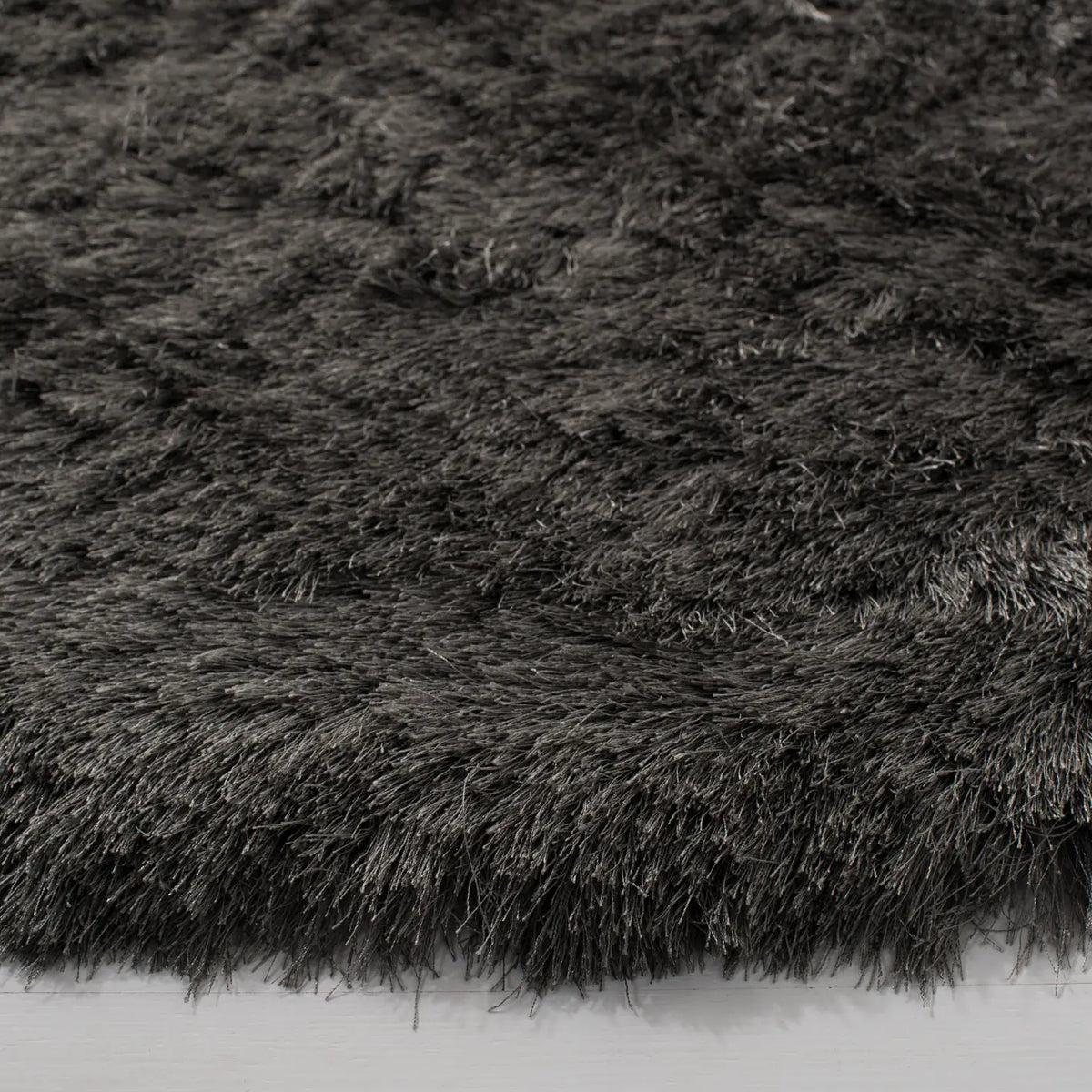 Safavieh Shag 5'-0" x 5'-0" Rug in Titanium