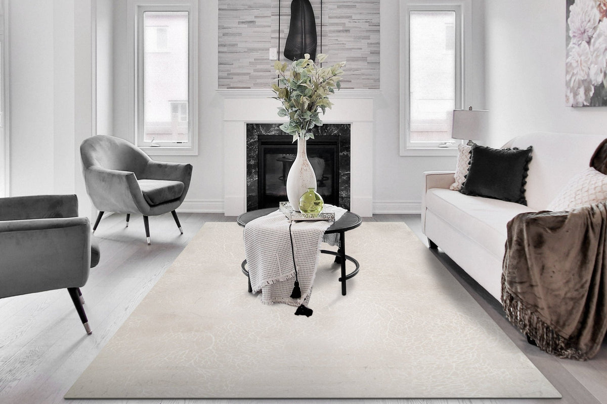 Power-loomed modern rug, light beige with subtle grey pattern