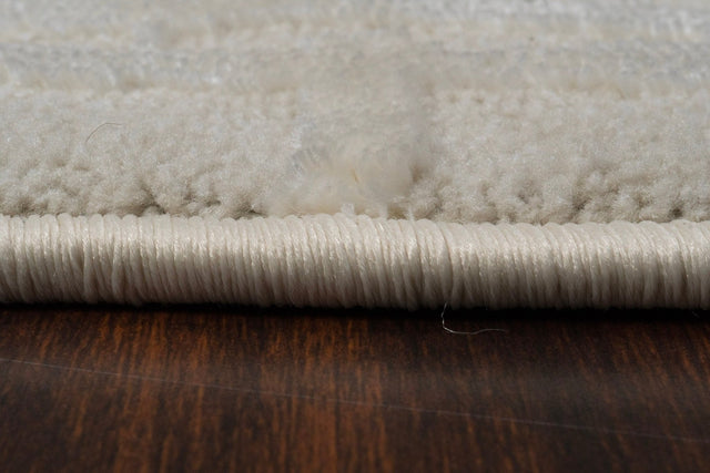 Dynamic Rugs Timeless 6928 Power Loomed Modern Beige/Ivory Rug