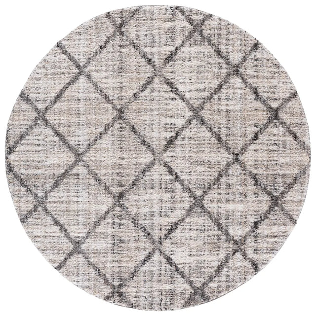 Safavieh Everett Shag 6'-7" x 6'-7" Rug in Ivory / Grey