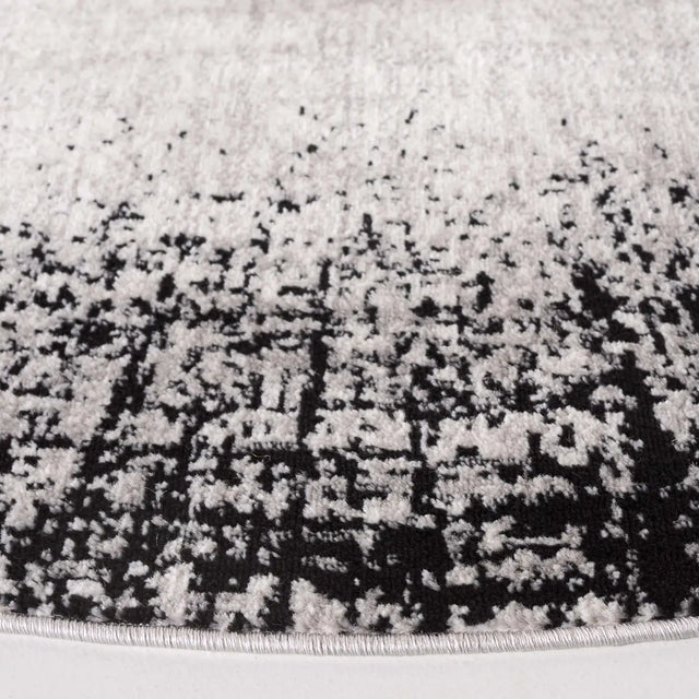 Safavieh Skyler 6'-7" x 6'-7" Rug in Ivory Grey / Black