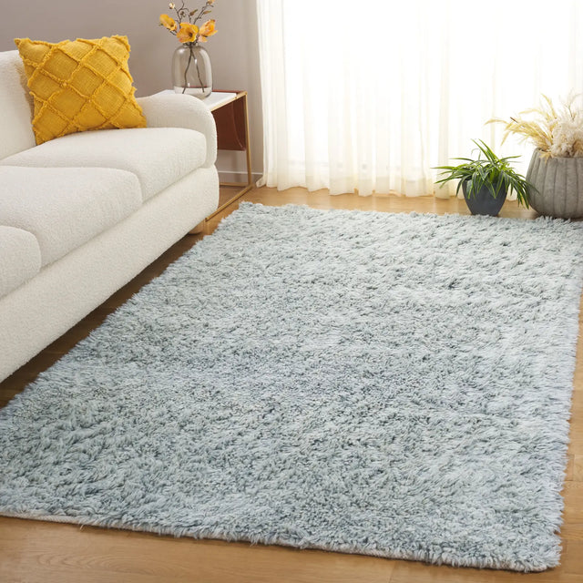 Safavieh Casablanca 4'-0" x 6'-0" Rug in Teal