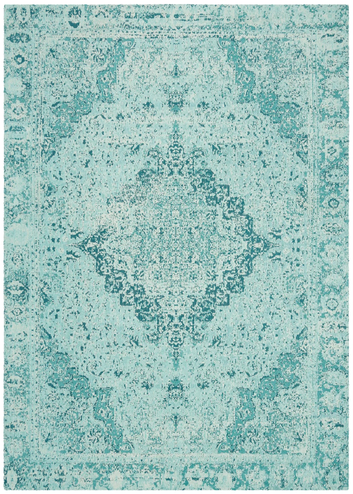 Safavieh Classic Vintage 5'-0" x 8'-0" Rug in Teal
