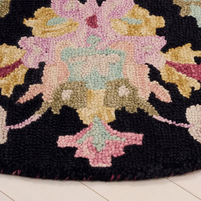 Safavieh Jardin 3'-0" x 3'-0" Rug in Black / Pink