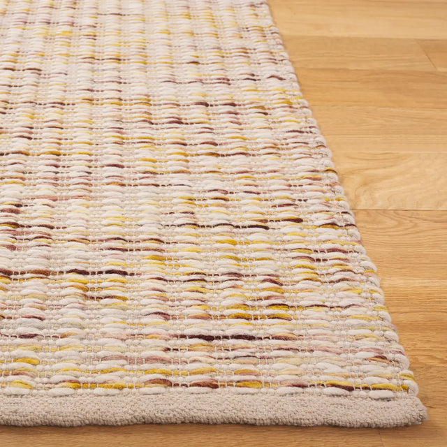 Safavieh Natura 4'-0" x 6'-0" Rug in Gold / Ivory