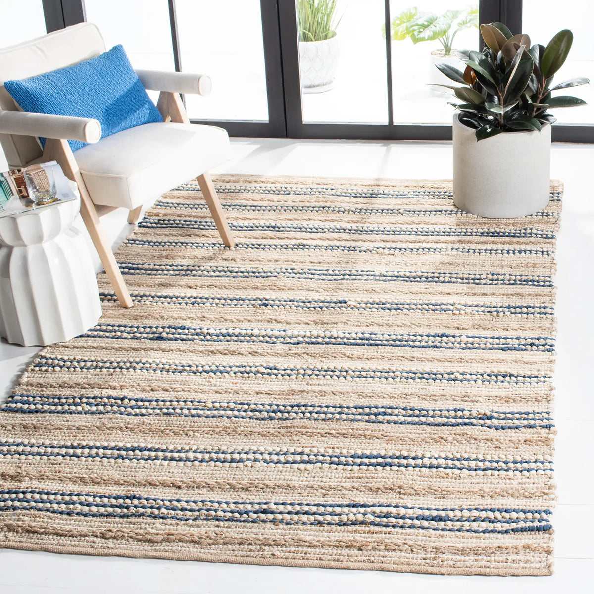 Safavieh Cape Cod 5'-0" x 8'-0" Rug in Natural / Blue