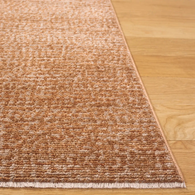 Safavieh Hazel 500 4'-0" x 6'-0" Rug in Gold / Beige