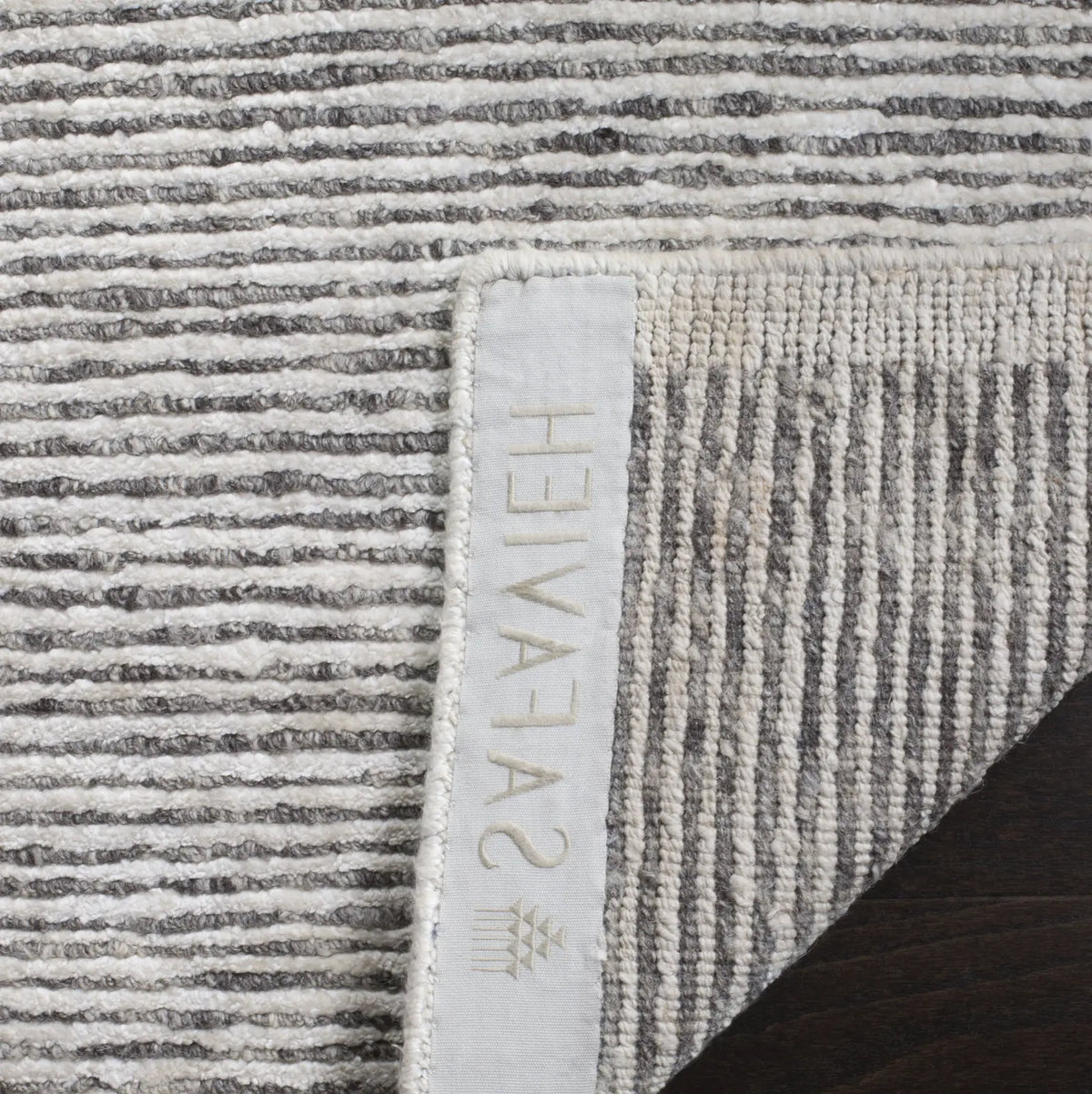Safavieh Tibetan 6'-0" x 9'-0" Rug in Ivory