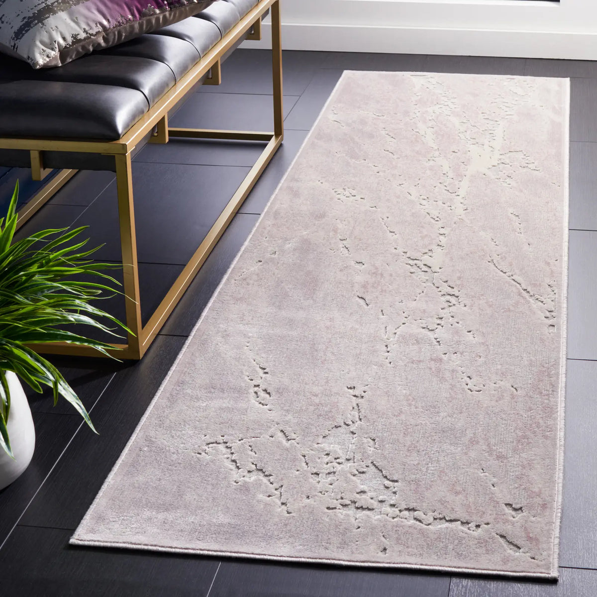 Safavieh Paradise 2'-2" x 8'-0" Rug in Light Grey / Blush Pink