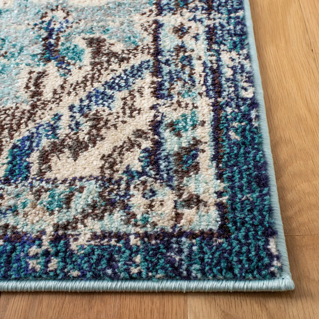 Safavieh Madison 4'-0" x 6'-0" Rug in Navy / Ivory
