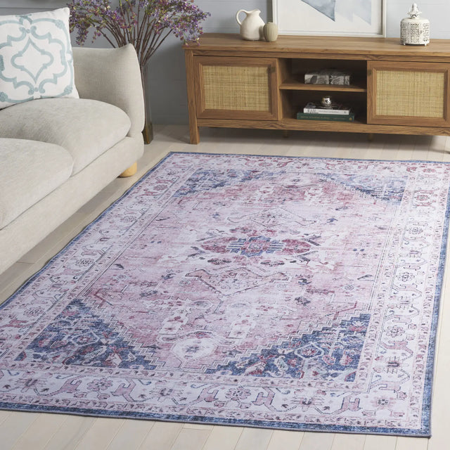 Safavieh Tucson 4'-0" x 6'-0" Rug in Light Pink / Blue