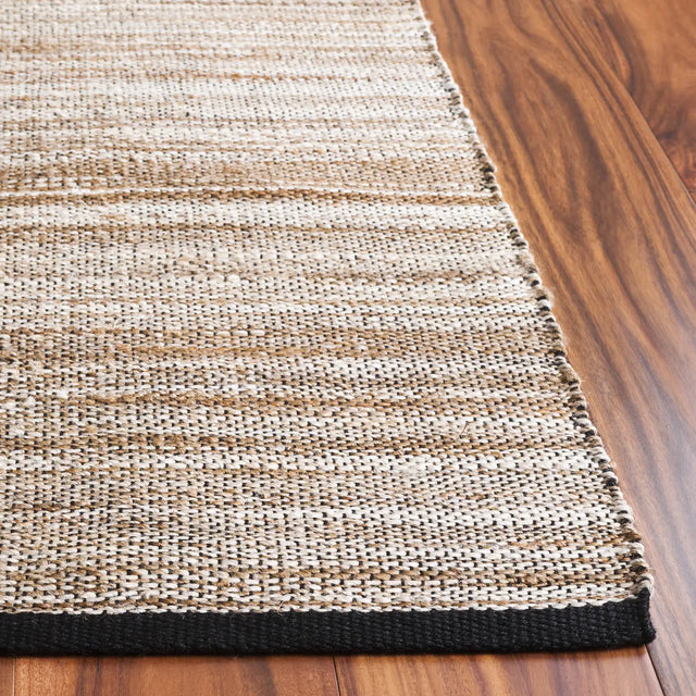 Safavieh Natural Fiber 4'-0" x 6'-0" Rug in Natural / Grey
