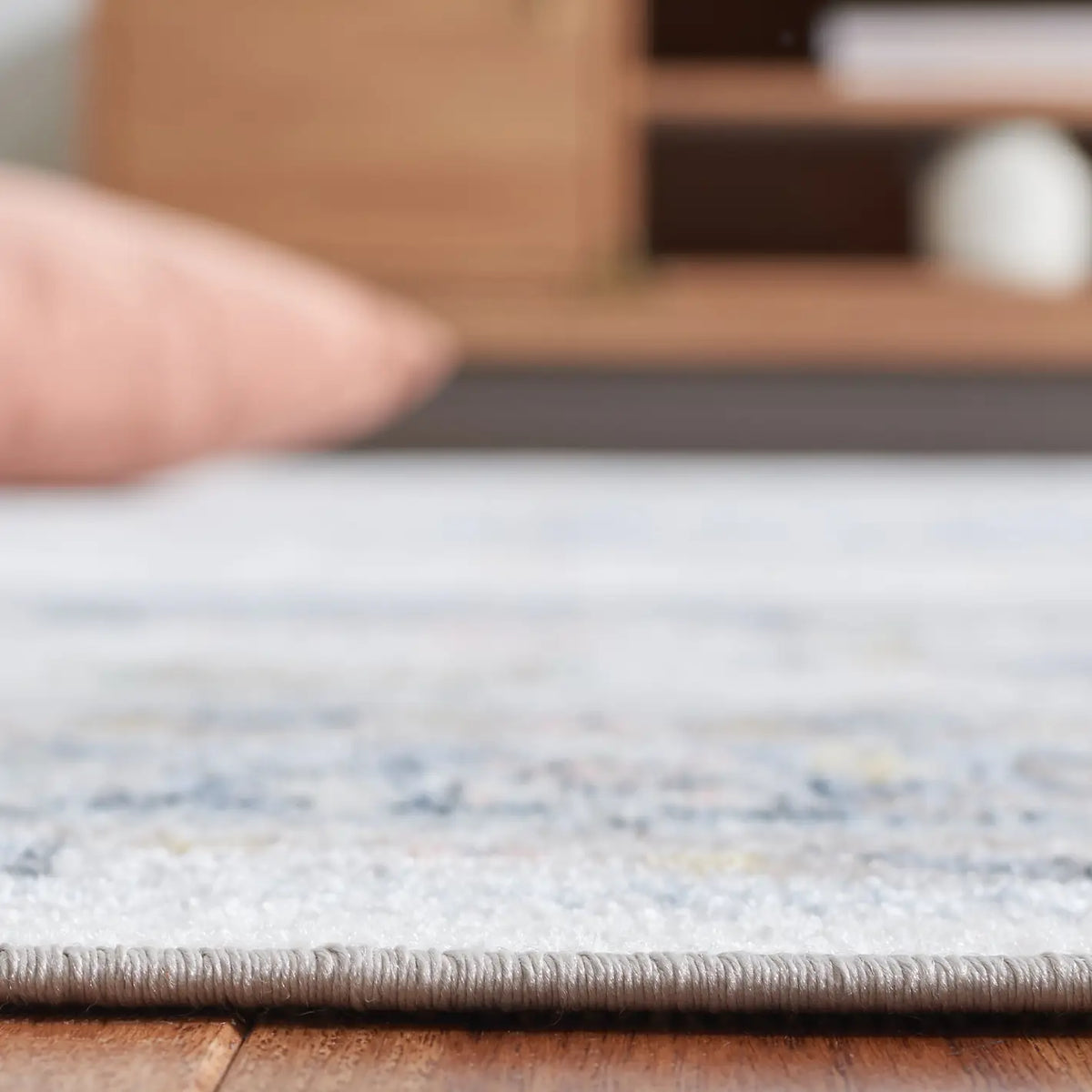 Safavieh Bayside 4'-0" x 6'-0" Rug in Grey / Blue